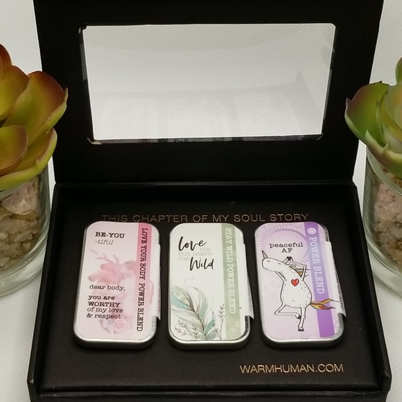 Warm Human Compact with 3 Aromatherapy Blends - Picture 8 of 8